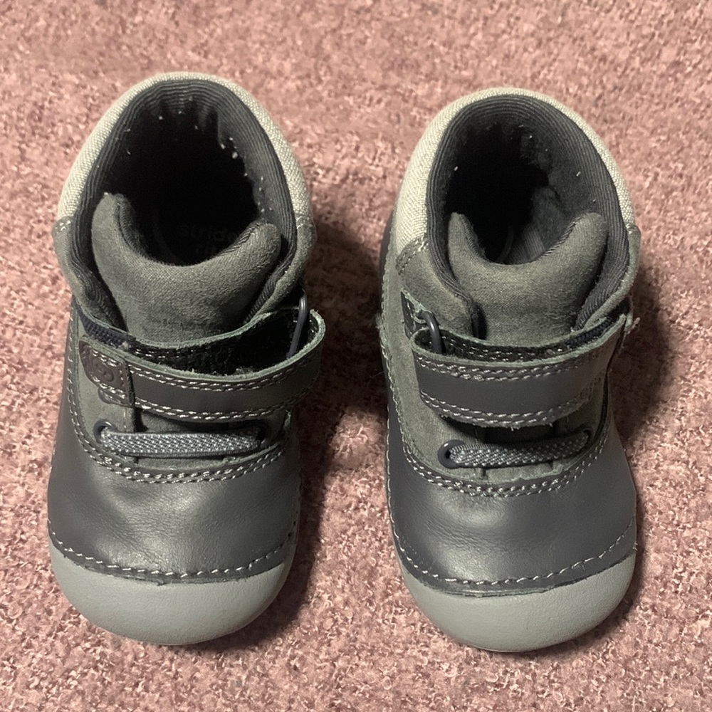 Stride Rite Boys Boot - Shoes size 5